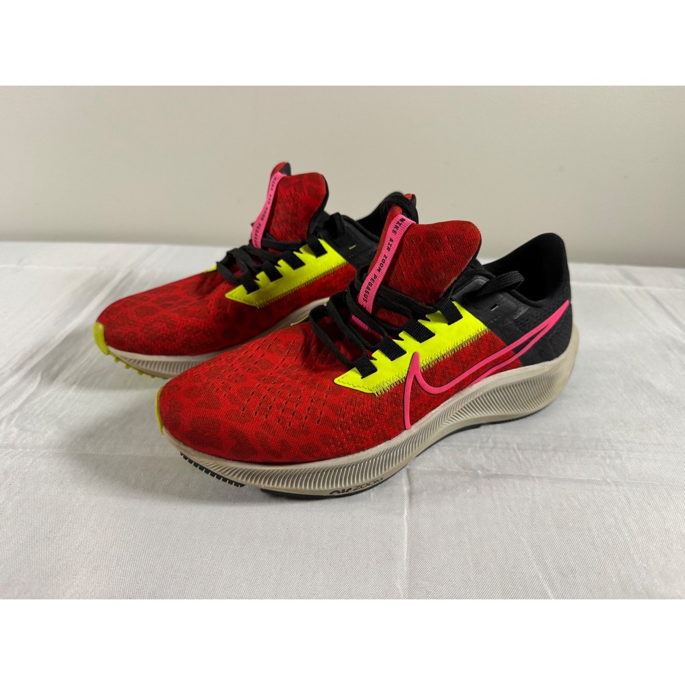 Nike Air Zoom Pegasus 38 Red Leopard Print Running Shoes DC4566-600 Womens 7.5